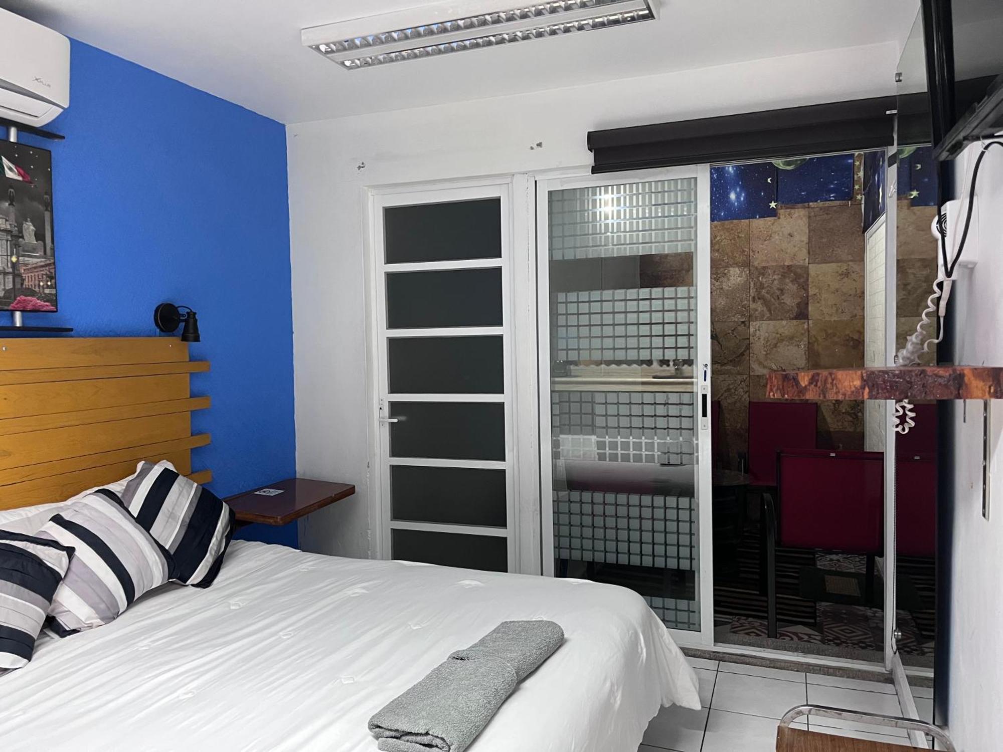 Casa D Miros Familias , Grupos Y Empresas Max 20 P Hotel Guadalajara Ngoại thất bức ảnh